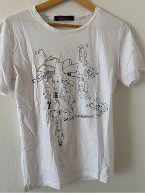Guggenheim White Graphic Short-Sleeve Tee